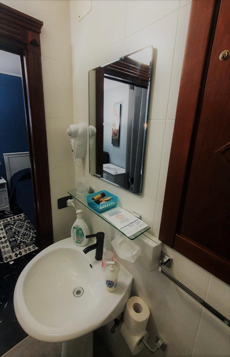 B&B Eraclio Suite Barletta Bagian luar foto