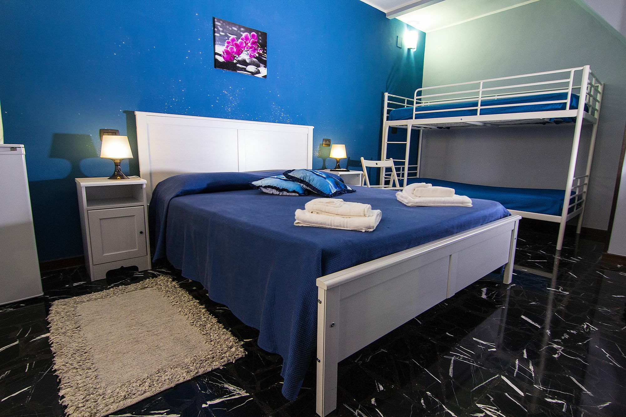B&B Eraclio Suite Barletta Bagian luar foto